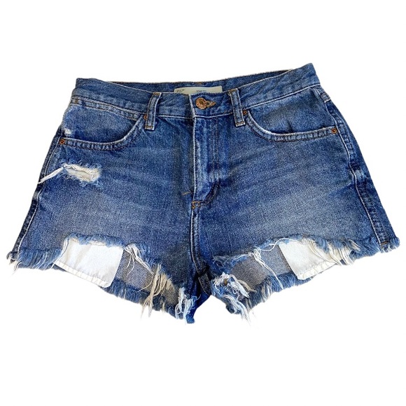 TOPSHOP Moto Rosa Distressed Denim Short - Size 2 - Picture 1 of 9